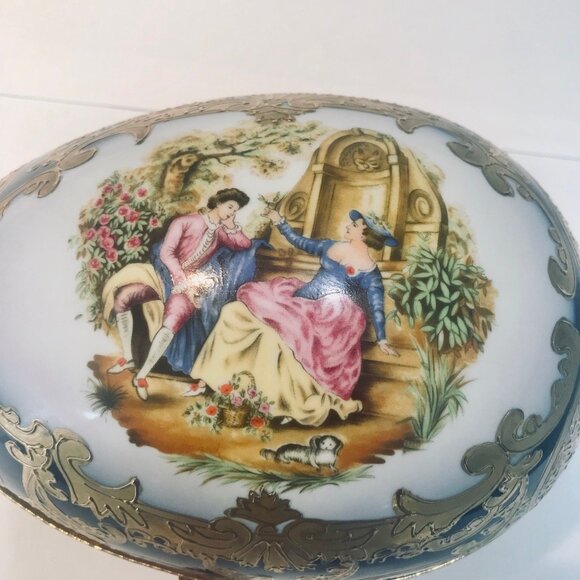 Elegant Extra Large Decorative Egg Trinket Box Cobalt Blue Gold, Courting Couple - Picture 2 of 9